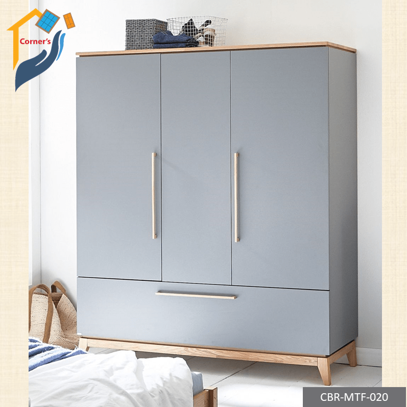 Bedroom Almira Made of Mahagony wood, Canadian OAK veneer mdf board with lacquer and duco paint finish. As per picture.